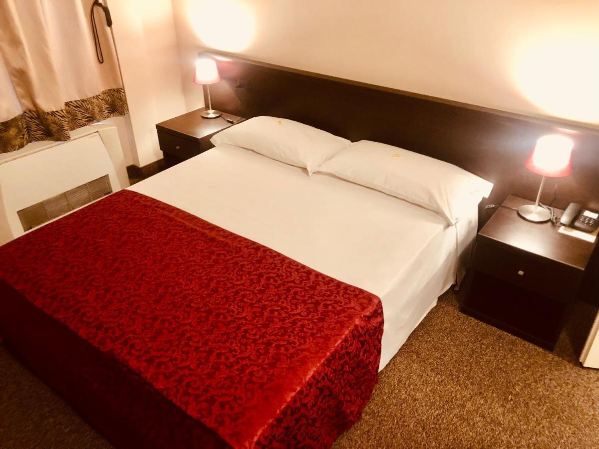 Hotel Malpensa Inn Aereoporto Tornavento  Extérieur photo