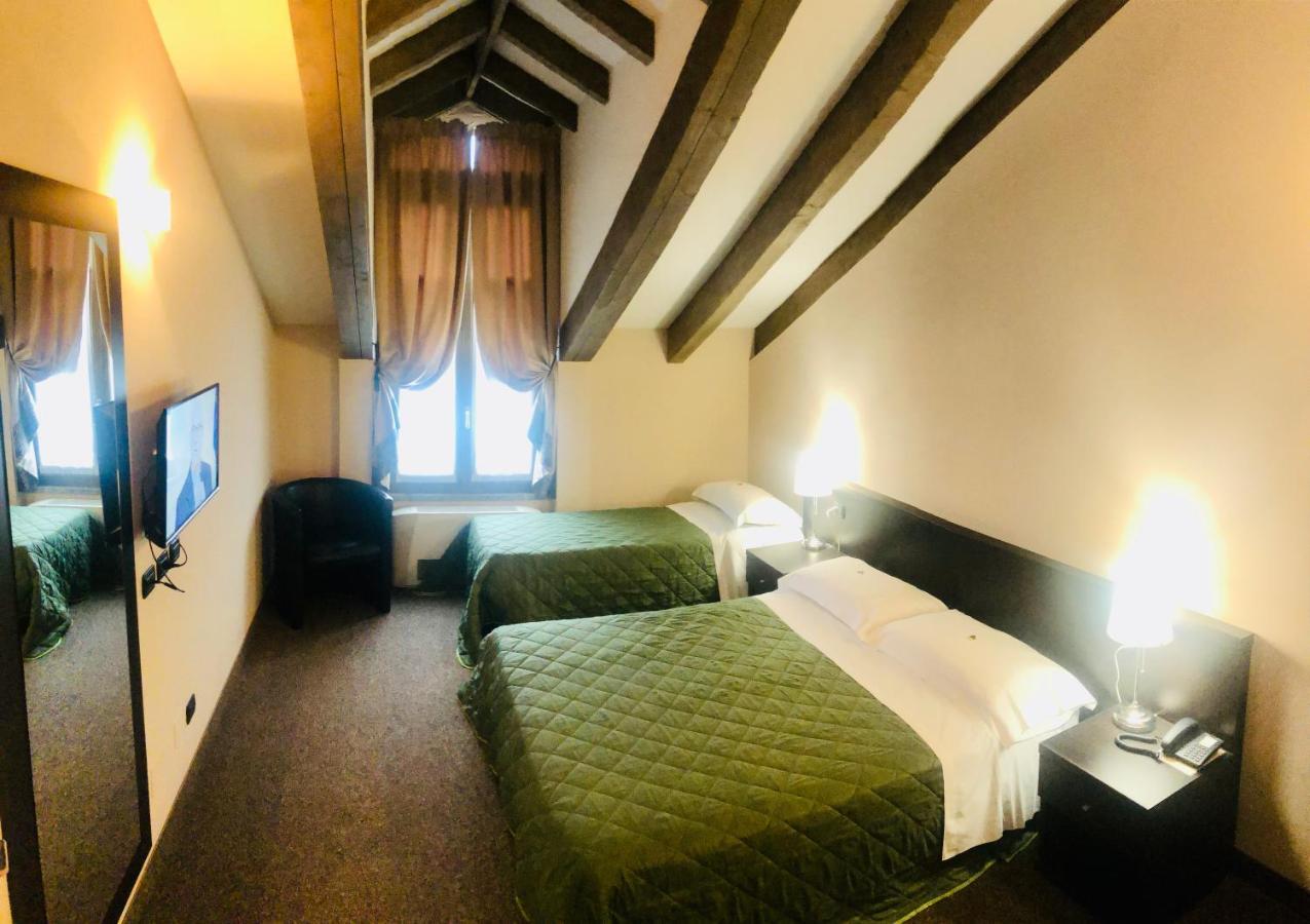 Hotel Malpensa Inn Aereoporto Tornavento  Extérieur photo