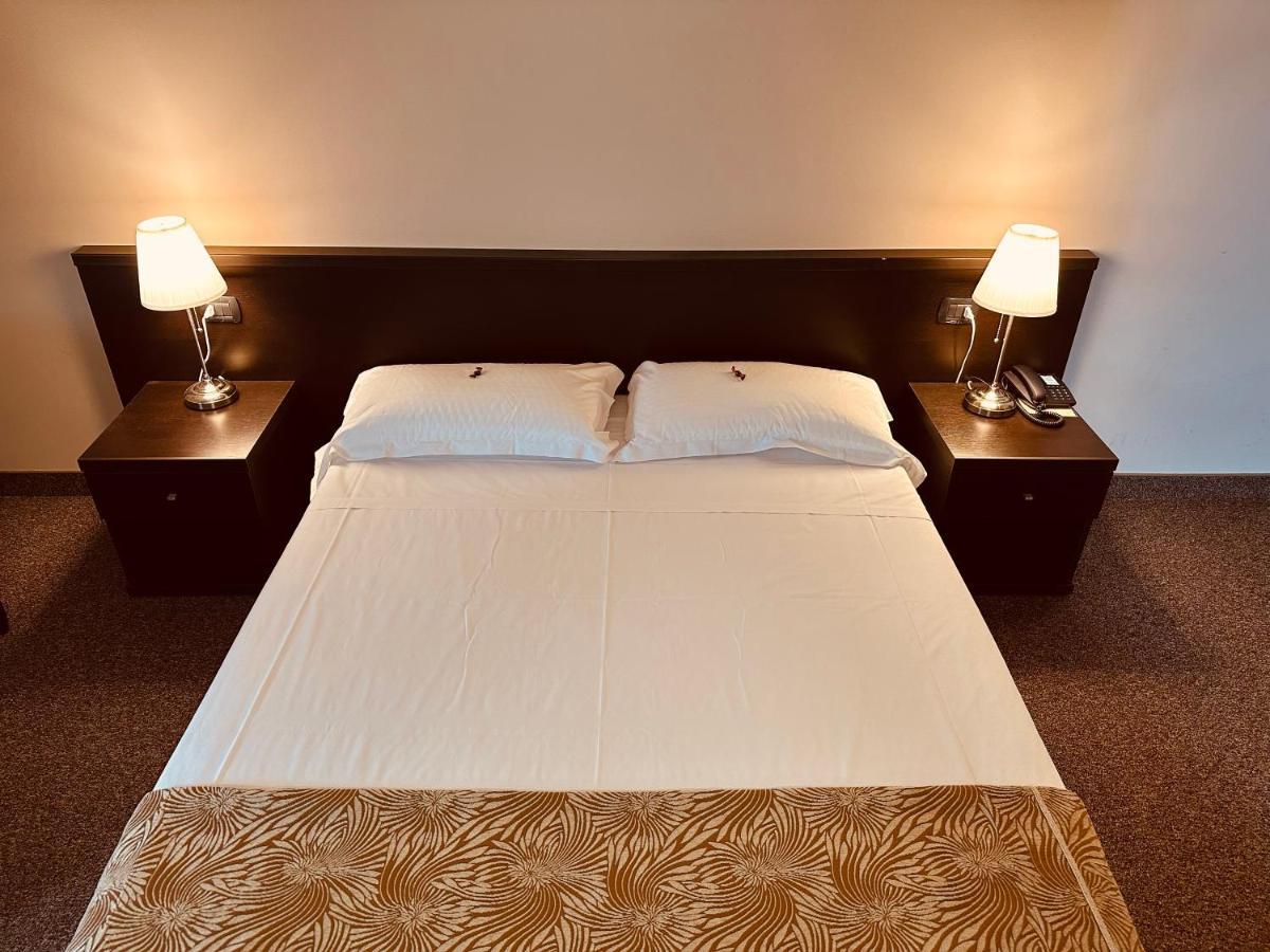 Hotel Malpensa Inn Aereoporto Tornavento  Extérieur photo