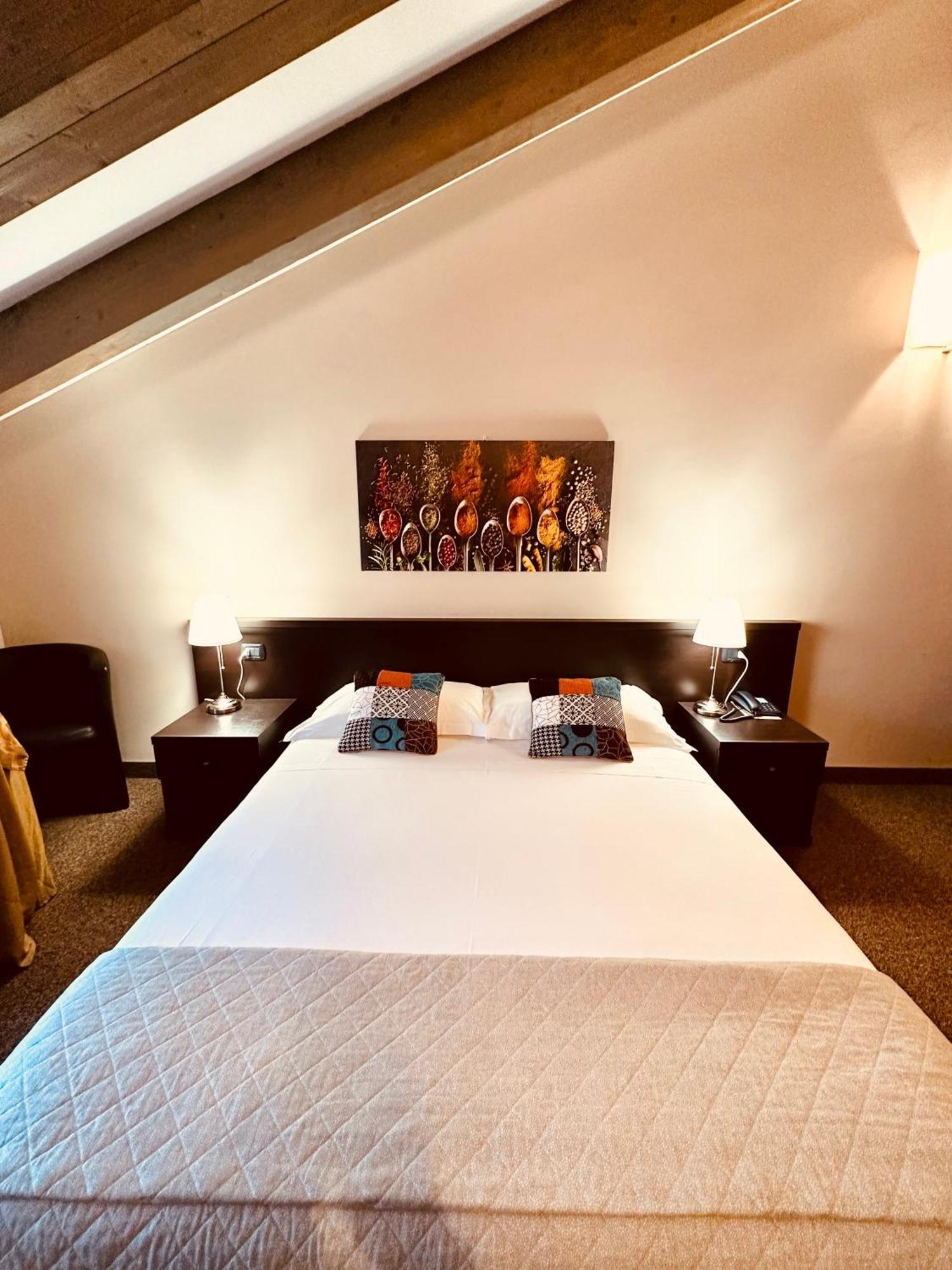 Hotel Malpensa Inn Aereoporto Tornavento  Extérieur photo